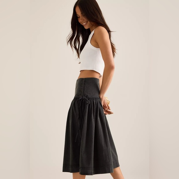 Damson Madder Fia Drop Waist Volume Knee Length Skirt in Charcoal UK 14 / US 10 - Picture 9 of 13